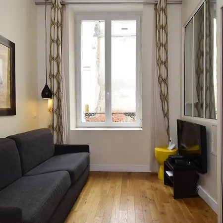 Parisian - Montorgueil Bellan Paříž